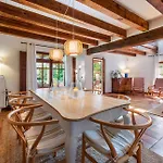 Morell Villa